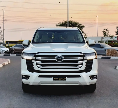 2024 Toyota Land Cruiser GXR 4.0l V6, Dealer Warranty, GCC Specifications-1