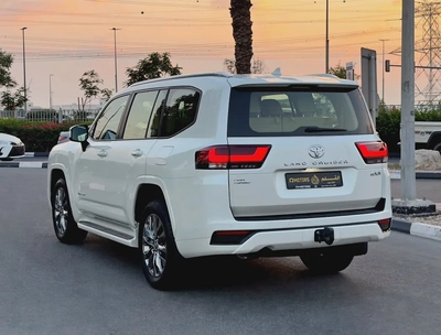 2024 Toyota Land Cruiser GXR 4.0l V6, Dealer Warranty, GCC Specifications-4