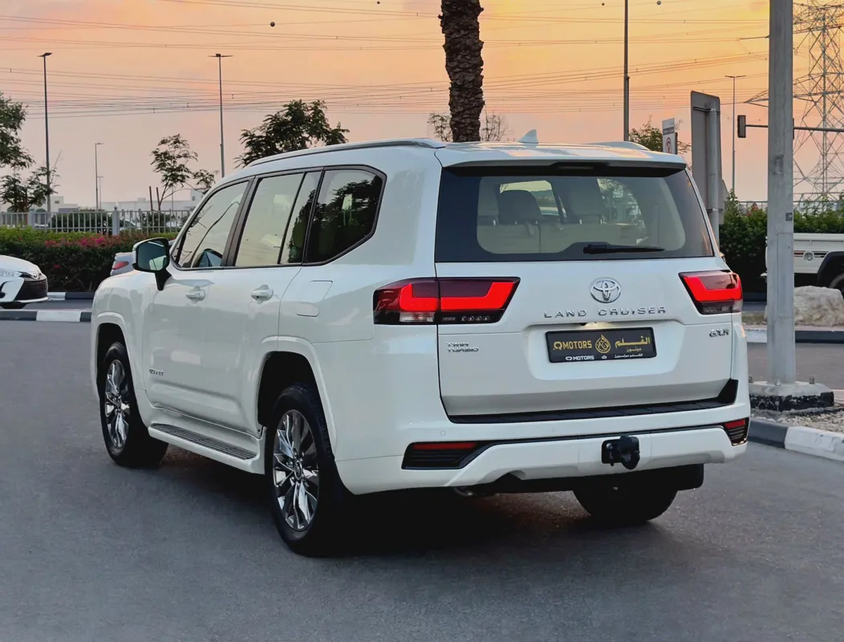 2024 Toyota Land Cruiser GXR 4.0l V6, Dealer Warranty, GCC Specifications-4-4