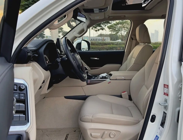 2024 Toyota Land Cruiser GXR 4.0l V6, Dealer Warranty, GCC Specifications