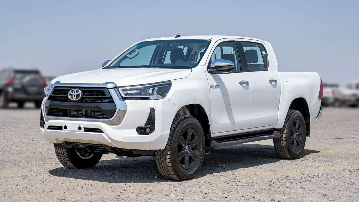 Toyota Hilux SGLX toyota hilux 2.4L DIESEL FULL OPTION