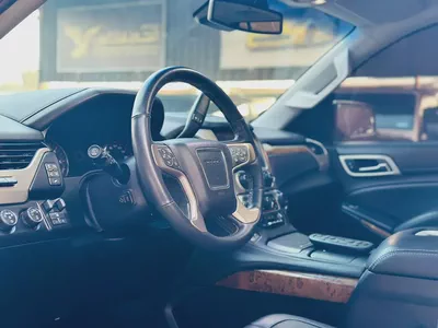 جي إم سي يوكون XL دينالي 2015 خليجي | فل أوبشن رقم 1 | محرك 6.2L V8 بقوة 420 حصان | الشكل الطويل | 8-14