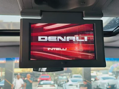 جي إم سي يوكون XL دينالي 2015 خليجي | فل أوبشن رقم 1 | محرك 6.2L V8 بقوة 420 حصان | الشكل الطويل | 8-19