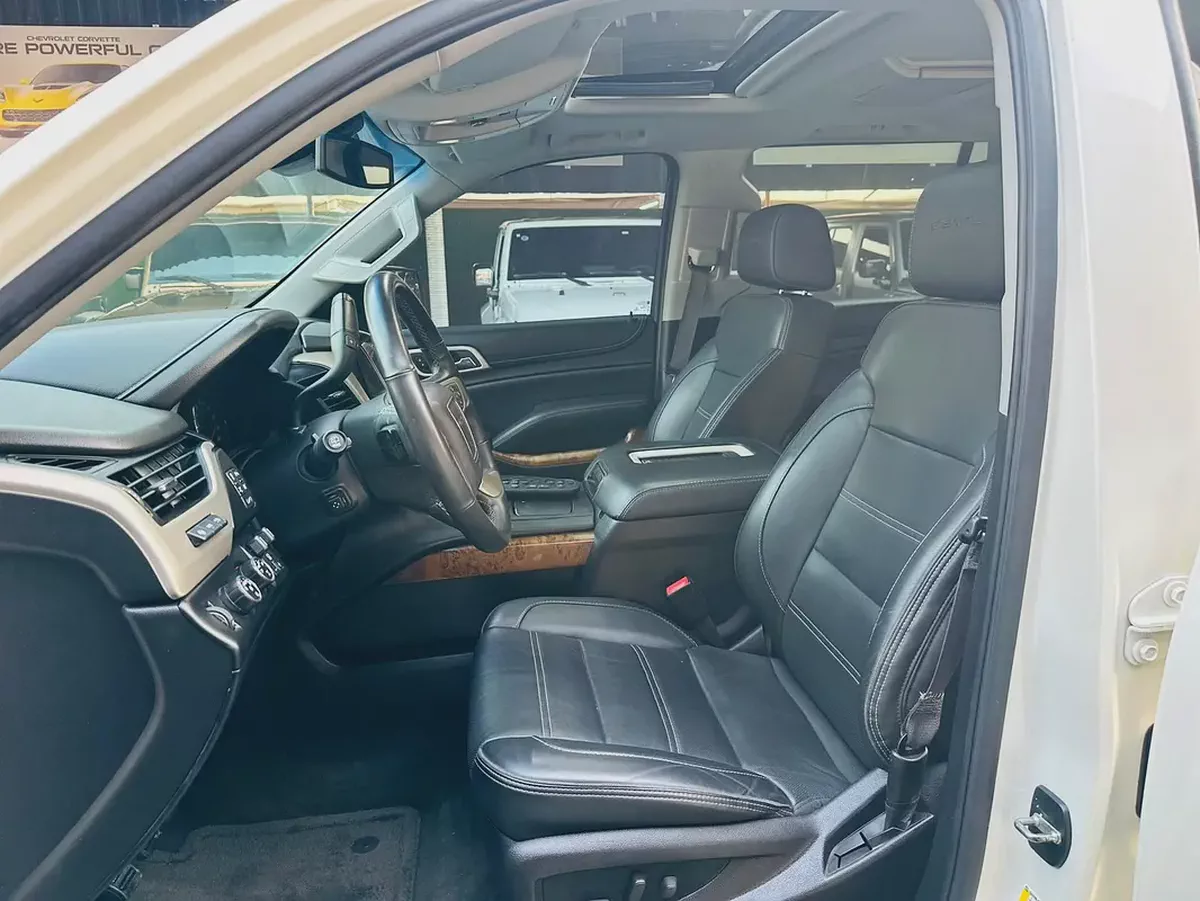 جي إم سي يوكون XL دينالي 2015 خليجي | فل أوبشن رقم 1 | محرك 6.2L V8 بقوة 420 حصان | الشكل الطويل | 8-9-9