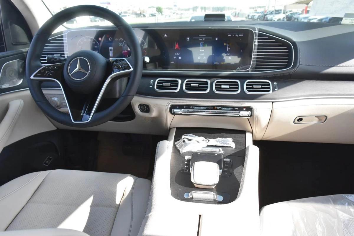 MERCEDES BENZ GLE350 4MATIC 2025 | BLACK-1-1