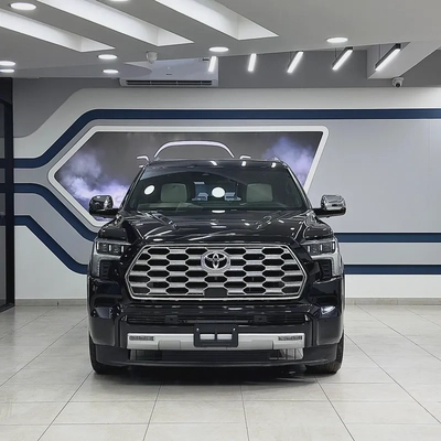 2024 Toyota Sequoia Capstone hybrid-1