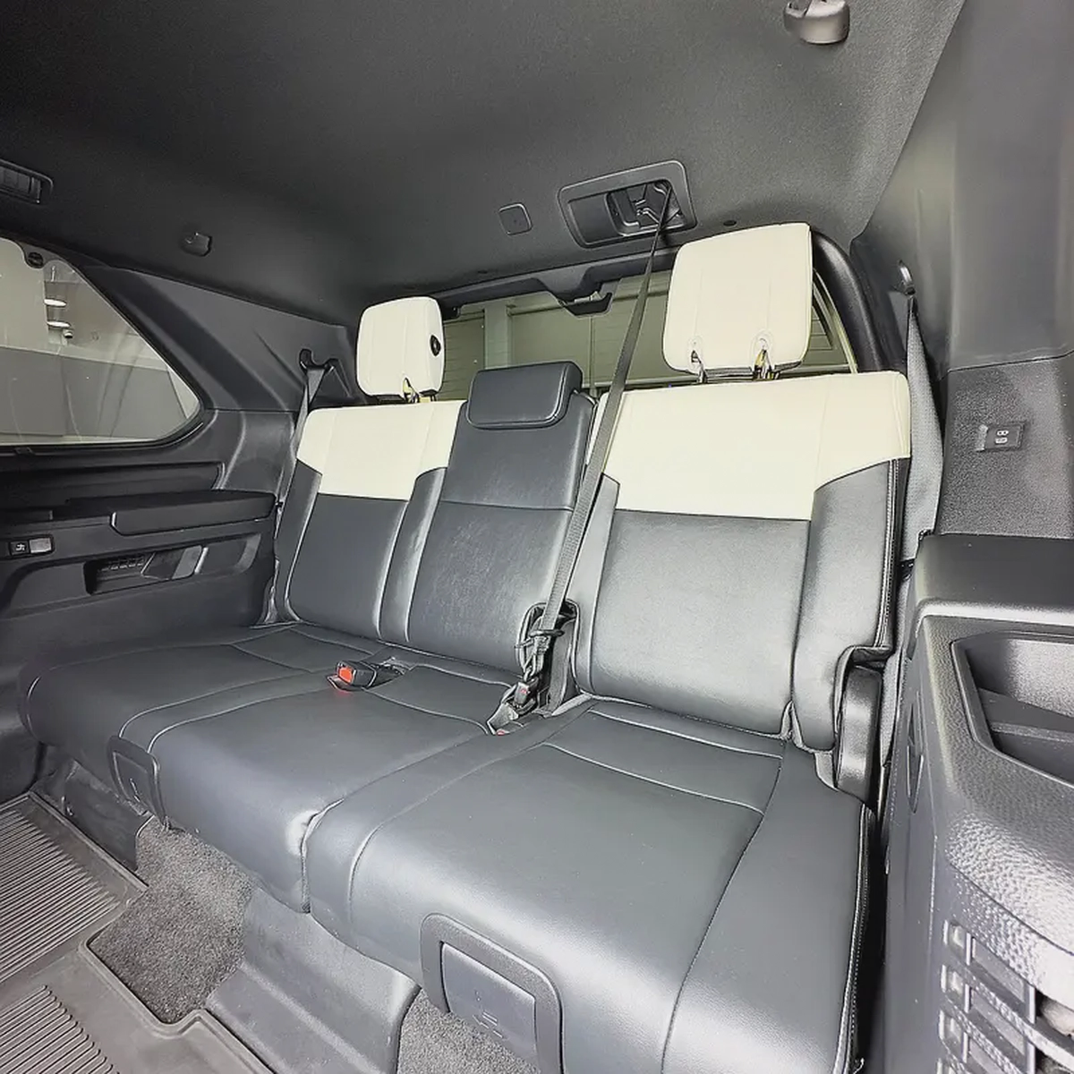 2024 Toyota Sequoia Capstone hybrid-11-11