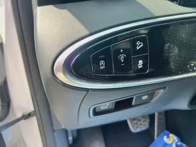 2022 Genesis GV70 Royal Sport - American Specs - GCC Ready!-10