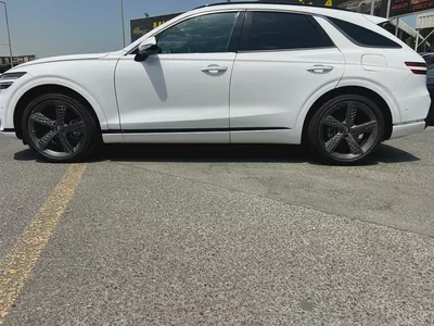 2022 Genesis GV70 Royal Sport - American Specs - GCC Ready!-5