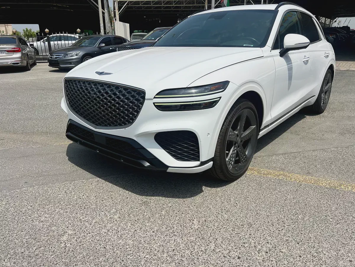 2022 Genesis GV70 Royal Sport - American Specs - GCC Ready!-3-3