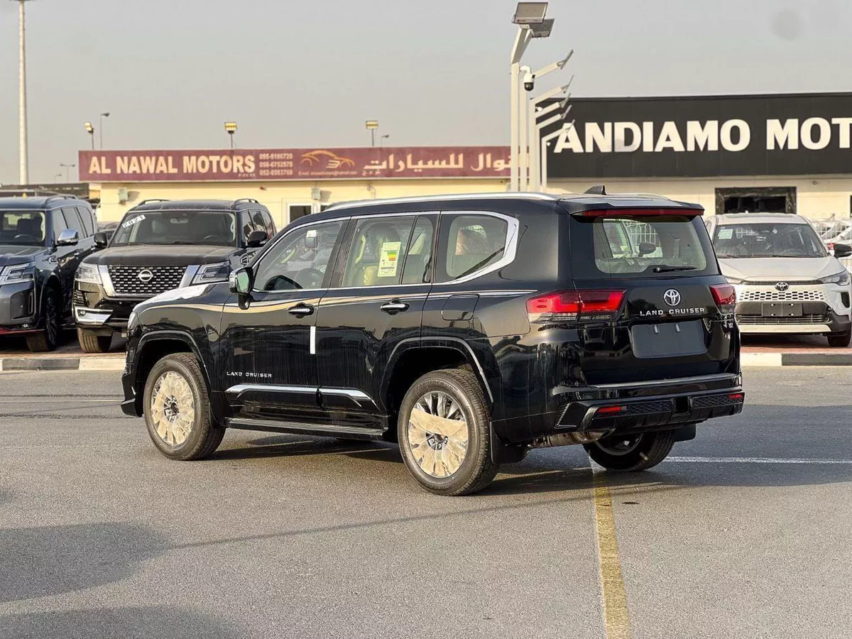 Toyota Land Cruiser  EXPORT ONLY - 2026 LC300 VX 4.0L (GCC Specification)-4-0