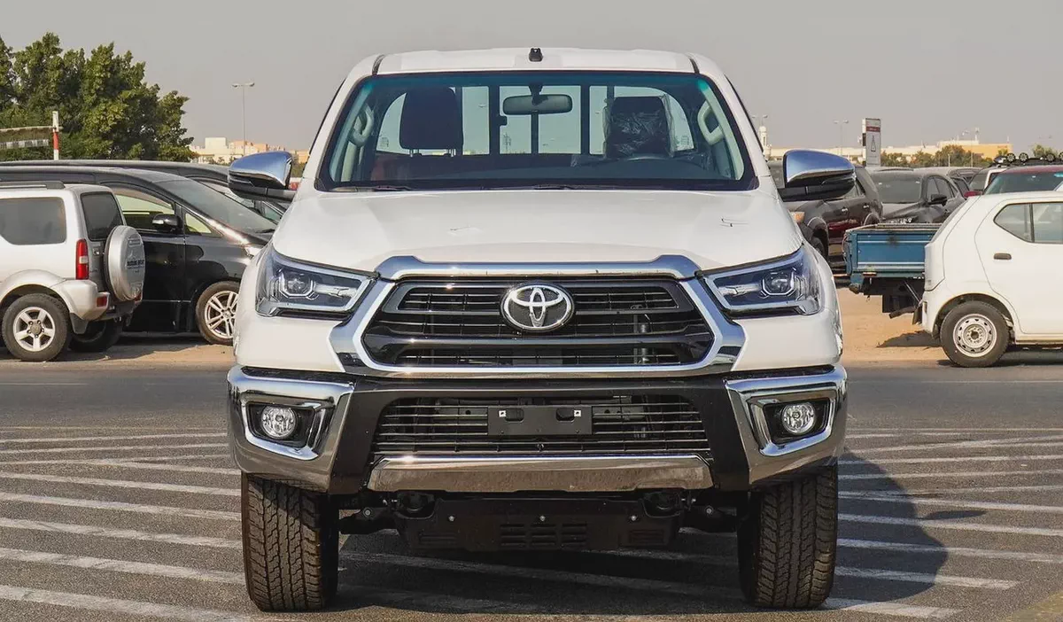 2026 Toyota Hilux Double Cab DLS GCC Specs
