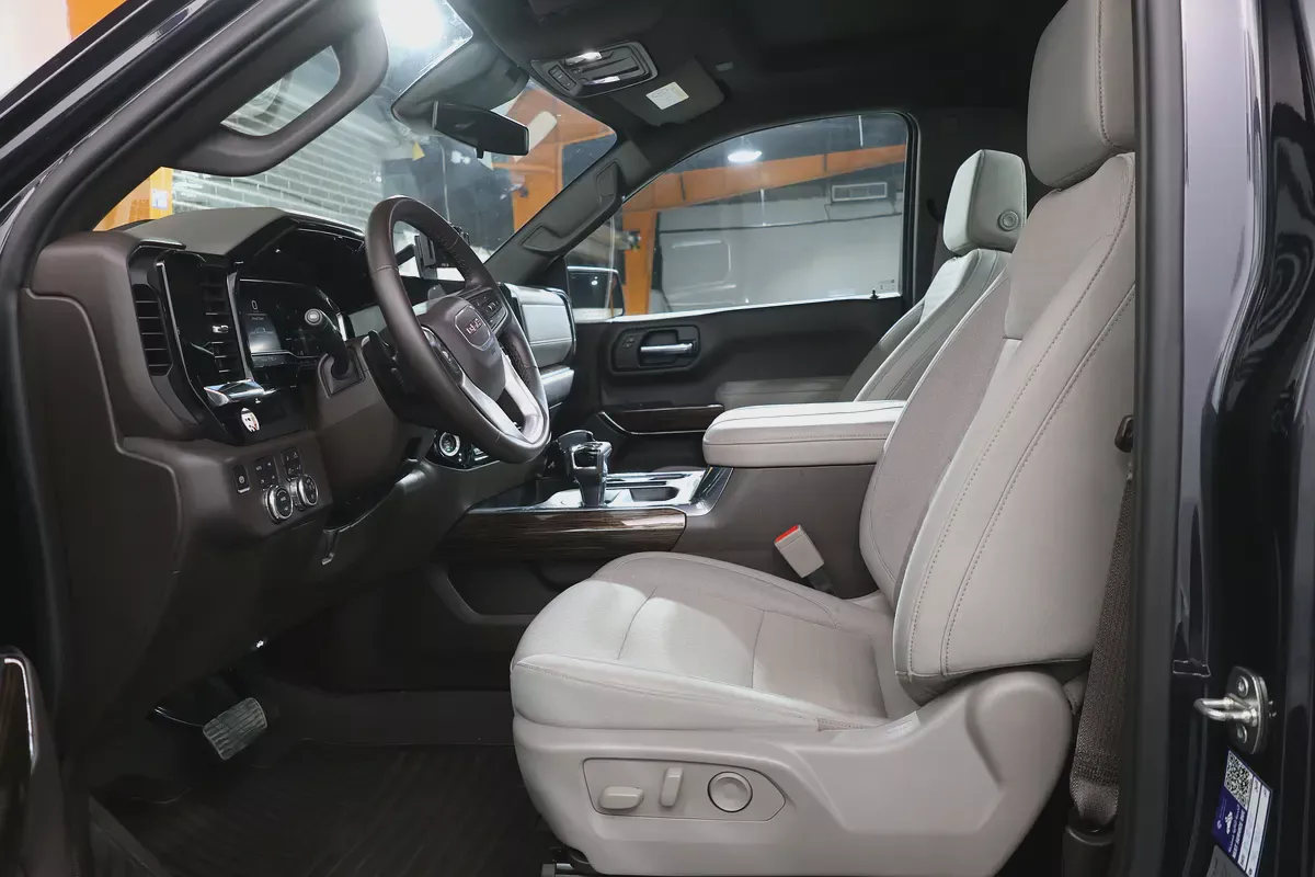 Brand New 2024 GMC Sierra 1500 Elevation | GCC Specs | Zero KM-8-8