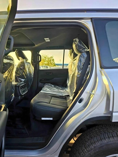 Toyota Land Cruiser GXR BASIC / SUNROOF / LEATHER WITH DRIVER POWER SEAT (CODE # GXR4B)-1