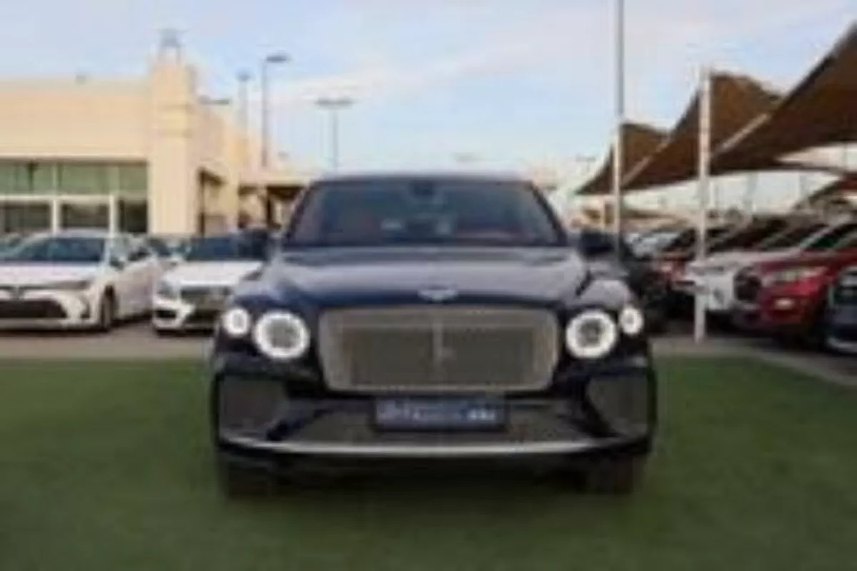 New Bentley Bentayga 4.0L V8 Design Series 2022-2-2