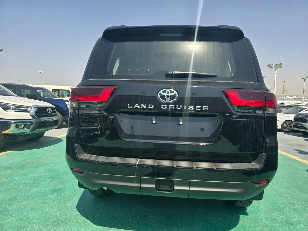 TOYOTA LAND CRUISER GXR 4.0L V6 PETROL 2026-4-4