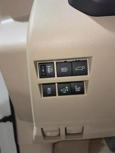 Brand New Toyota Land Cruiser 2026 GXR 3.5L HYBRID TT MAX - GCC Specs-12