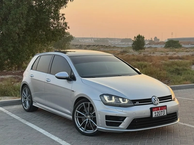 Volkswagen Golf R 2017 GCC Specs-1