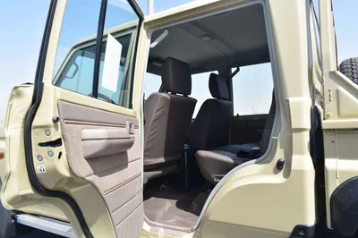 Toyota Land Cruiser Pick Up LC79 DC 2.8L AT GCC 2025-16