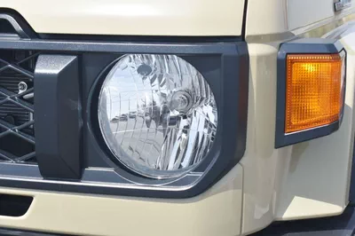 Toyota Land Cruiser Pick Up LC79 DC 2.8L AT GCC 2025-18