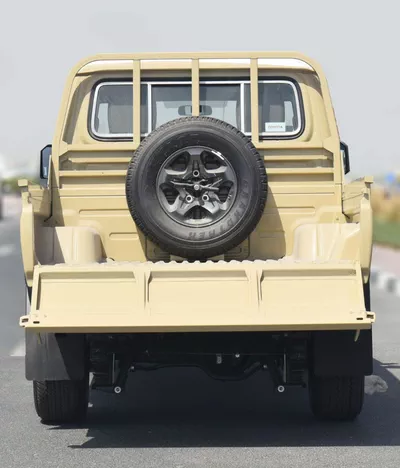 Toyota Land Cruiser Pick Up LC79 DC 2.8L AT GCC 2025-6
