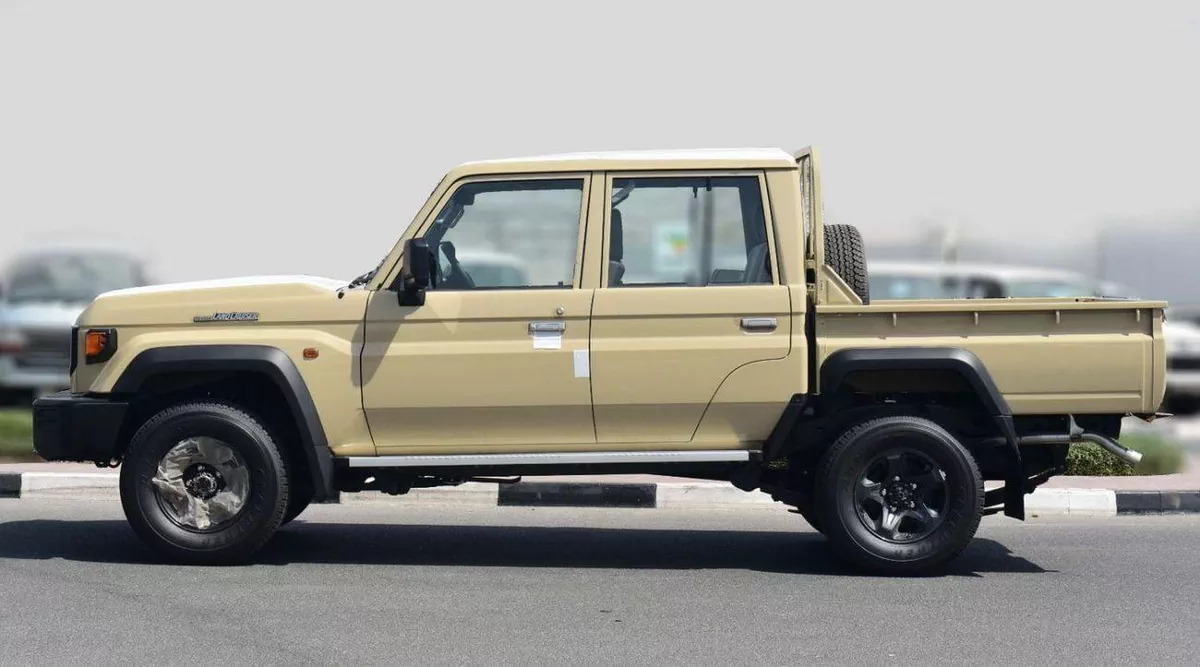 Toyota Land Cruiser Pick Up LC79 DC 2.8L AT GCC 2025-4-0