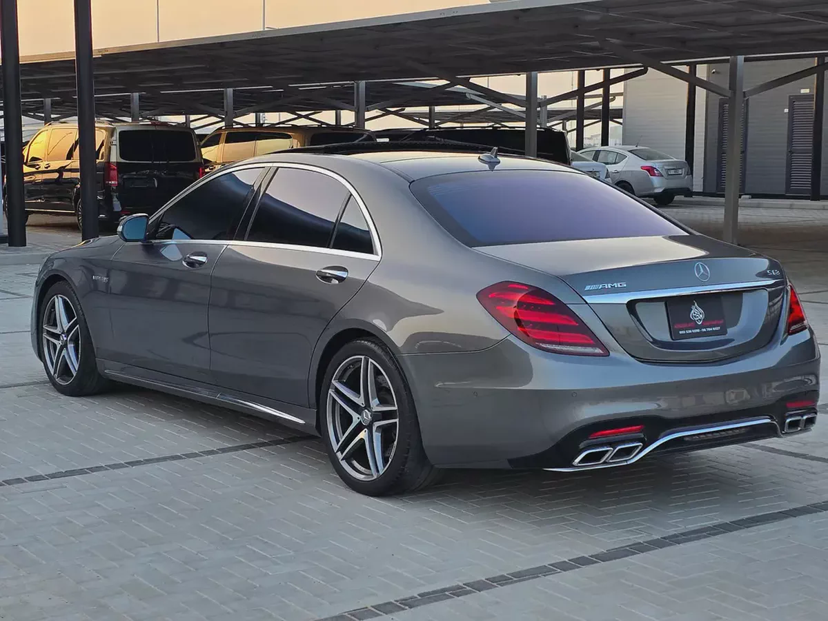 Mercedes-Benz S-Class S 63 AMG 2018 - Korean Specs-4-4