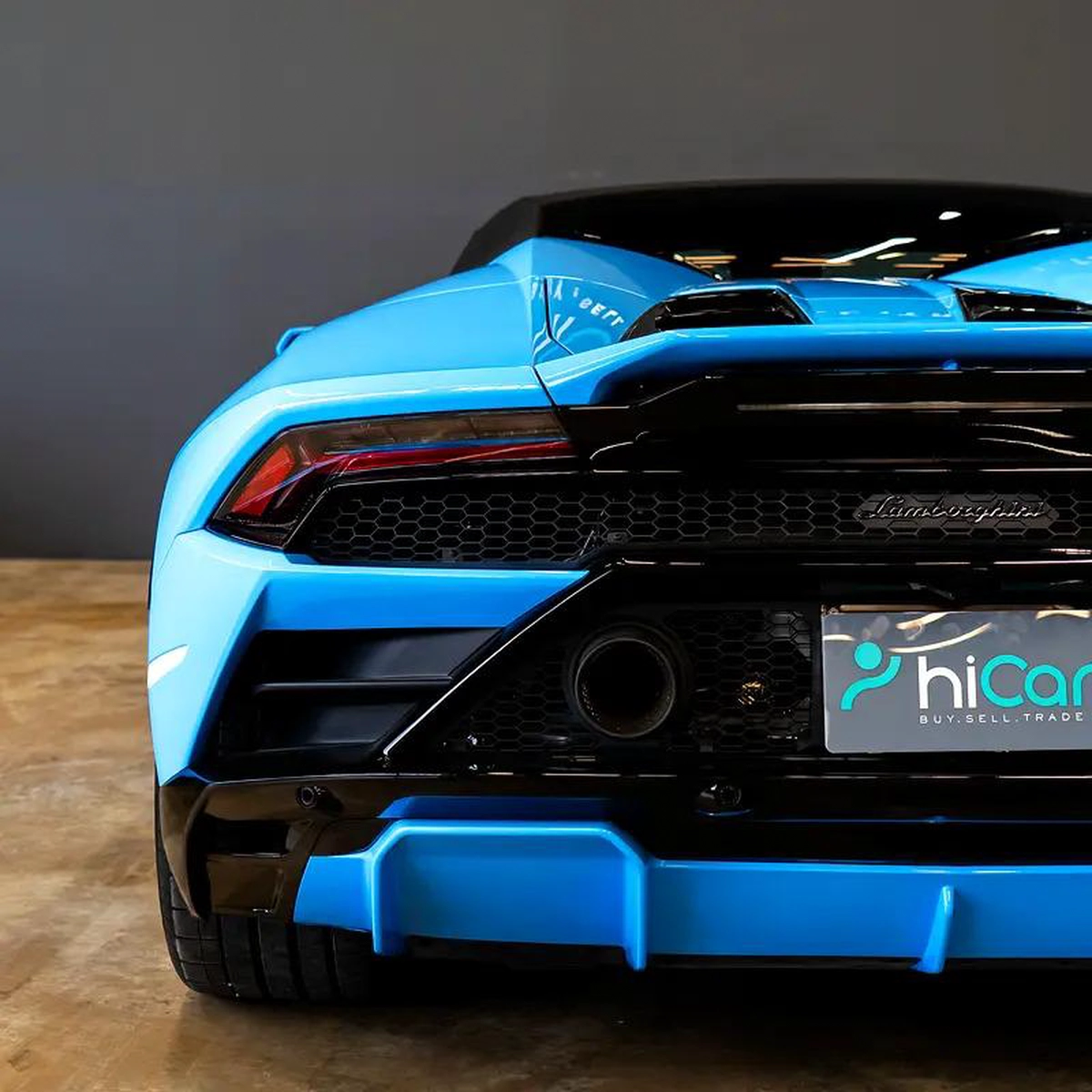 AED 19,147 P.M • 0% Downpayment • Lamborghini Huracan EVO Spyder • 1 Year Warranty-1-1