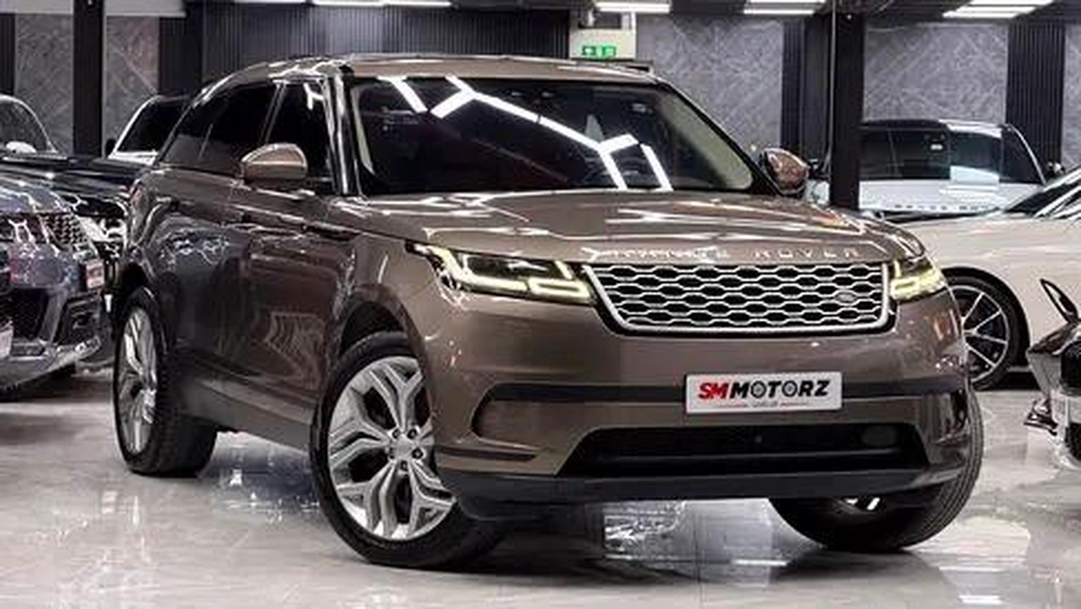 2018 Land Rover Range Rover Velar P250 HSE | GCC Specs | Low Mileage-1-1