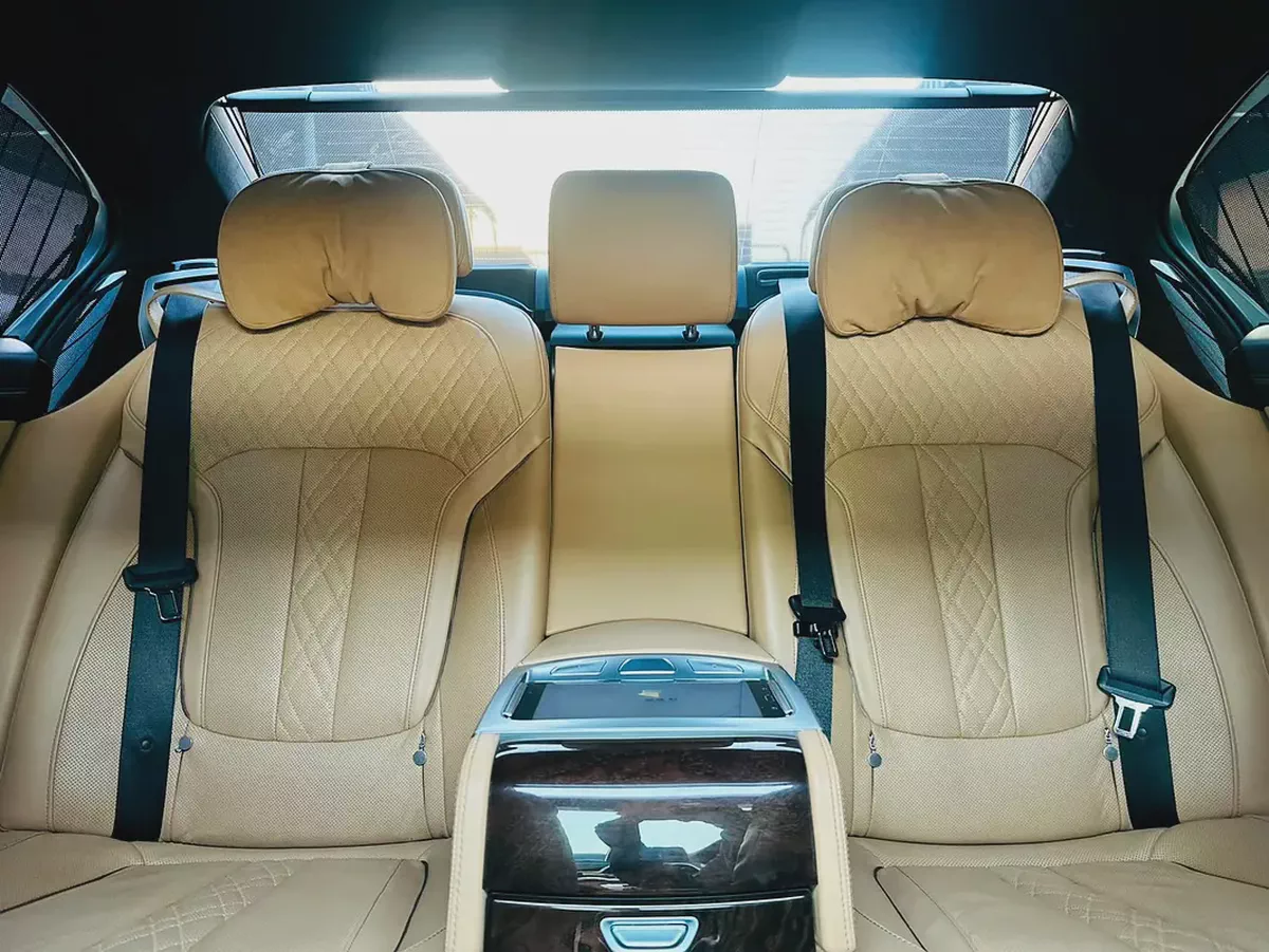 BMW 7-Series 740Li 2017 | GCC Specs | Pristine Condition-18-18
