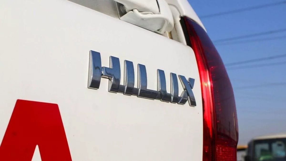 Toyota Hilux GLX HILUX 2.7L AT MED OPTION-9-0
