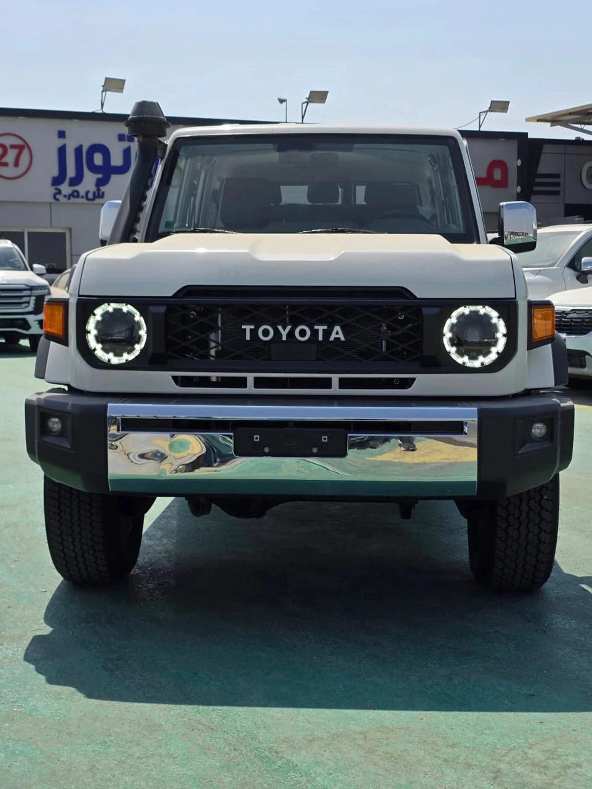 Toyota Land Cruiser 70 LX 4.0L (5 DOOR)-1-1
