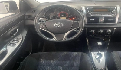 Toyota Yaris SPORT 1.5L-4 CYL - EXCELLENT CONDITION-3