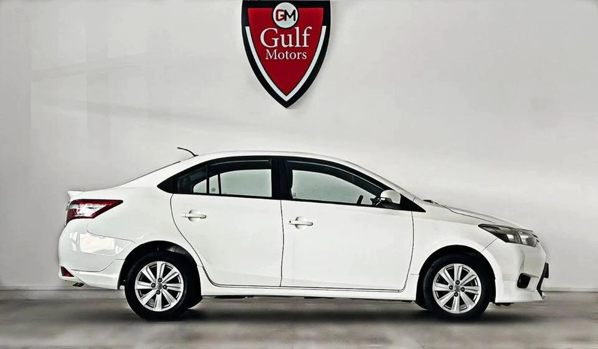 Toyota Yaris SPORT 1.5L-4 CYL - EXCELLENT CONDITION-11-11