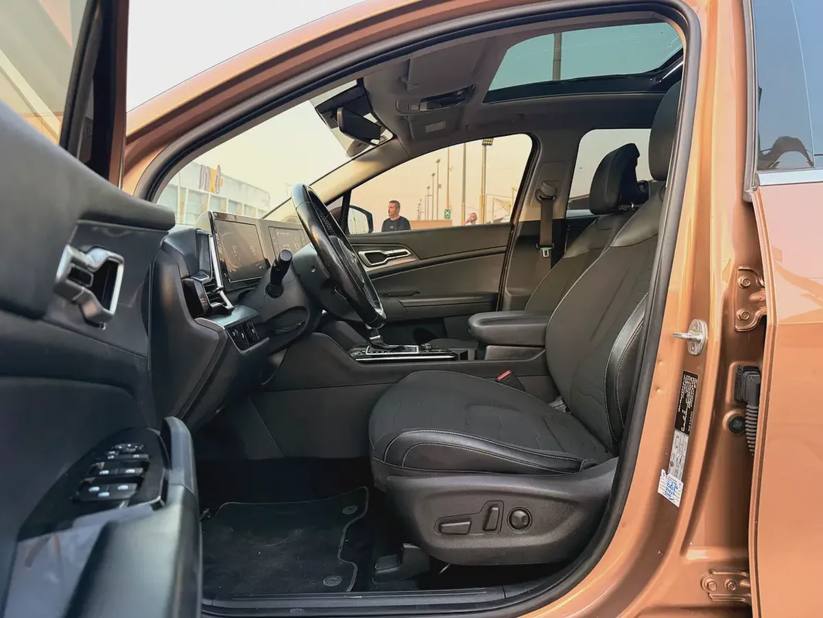 2023 Kia Sportage X-Line GCC Specs in Excellent Condition-6-6