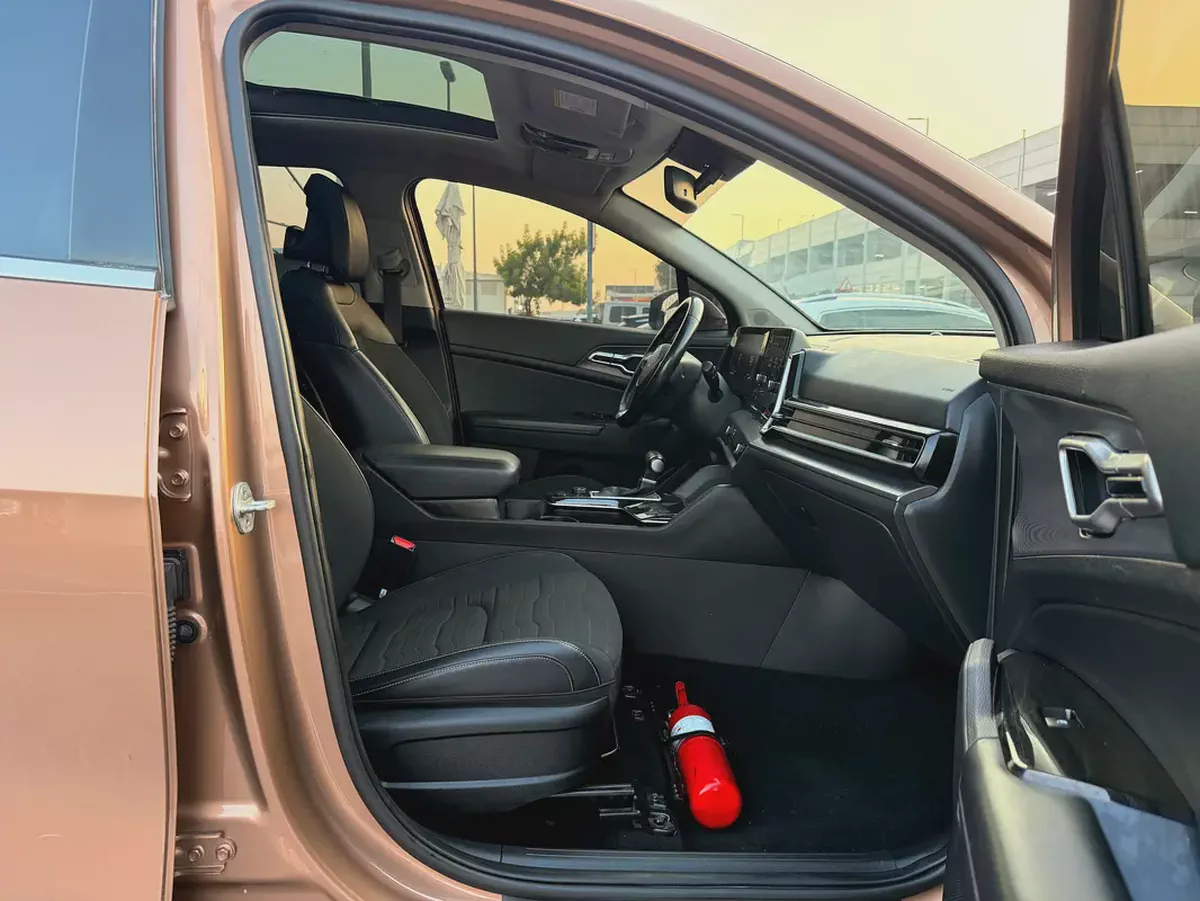 2023 Kia Sportage X-Line GCC Specs in Excellent Condition-8-8