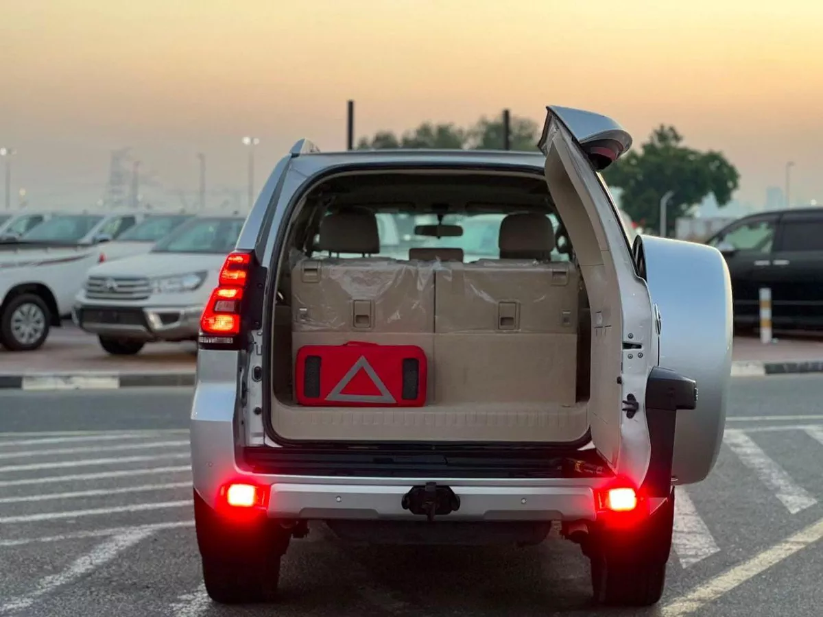 Toyota Prado  2022 Toyota Prado Full Option – GCC Specs-17-0