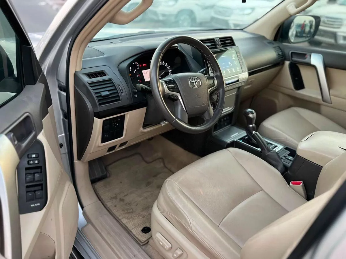 Toyota Prado  2022 Toyota Prado Full Option – GCC Specs-7-0