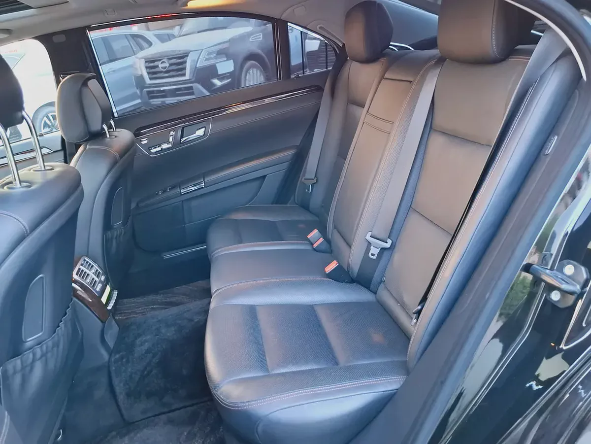 Mercedes-Benz S-Class S 550 2011 Japanese Specs - Pristine Condition-10-10