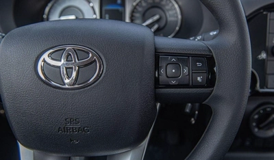 Toyota Hilux TOYOTA HILUX 2.4L MID OPTION A/T MY2025 FOR EXPORT-18