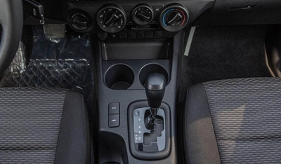 Toyota Hilux TOYOTA HILUX 2.4L MID OPTION A/T MY2025 FOR EXPORT-24