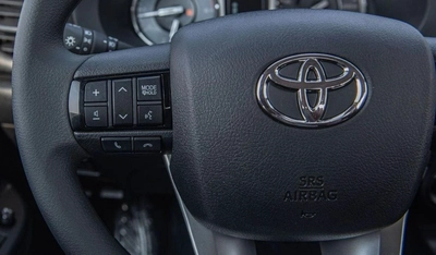 Toyota Hilux TOYOTA HILUX 2.4L MID OPTION A/T MY2025 FOR EXPORT-2