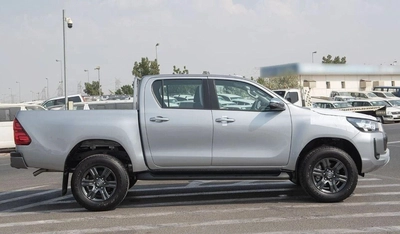 Toyota Hilux TOYOTA HILUX 2.4L MID OPTION A/T MY2025 FOR EXPORT-11