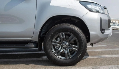 Toyota Hilux TOYOTA HILUX 2.4L MID OPTION A/T MY2025 FOR EXPORT-20