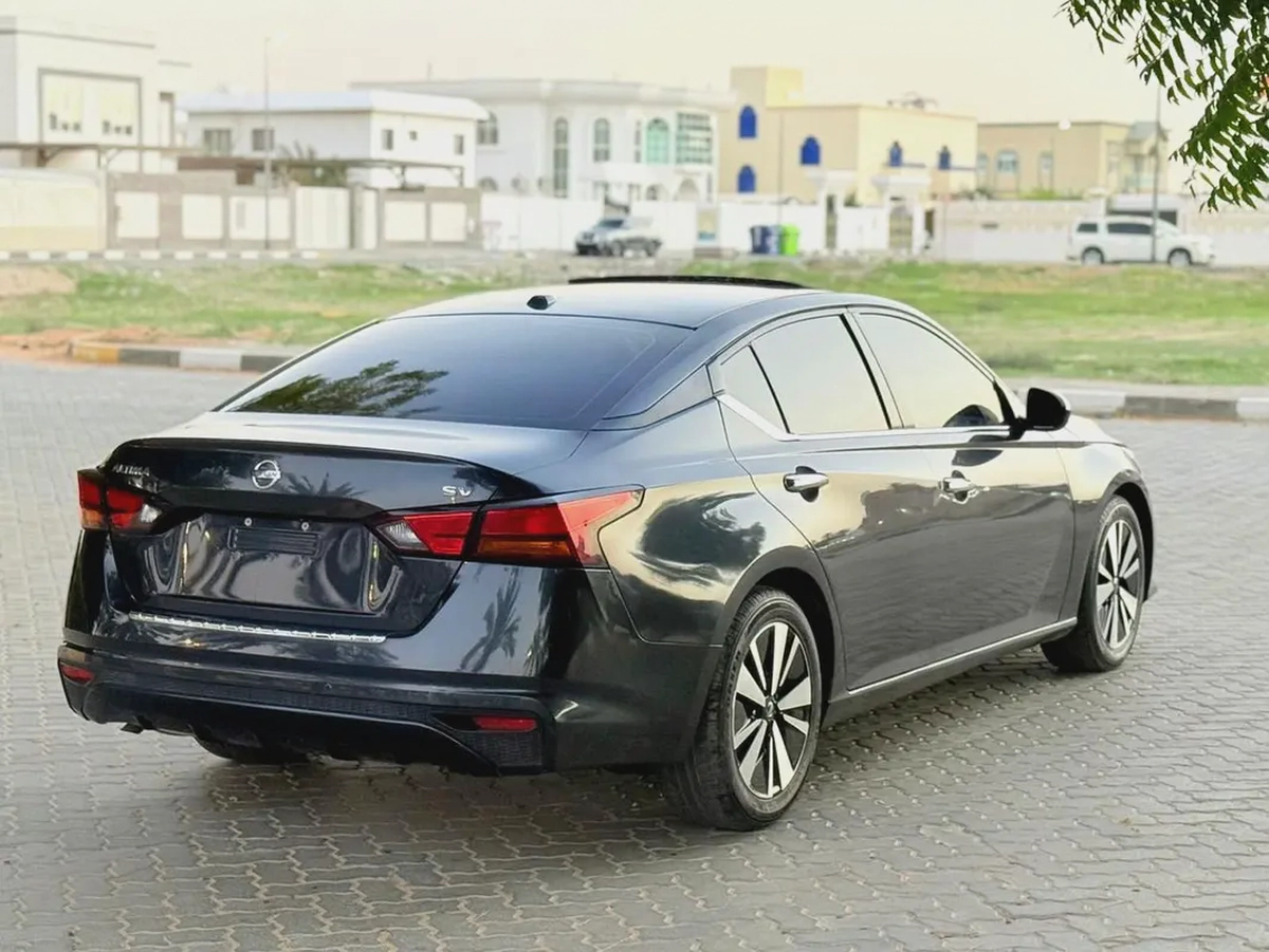 2022 Nissan Altima SV | American Specs | Well Maintained-4-4
