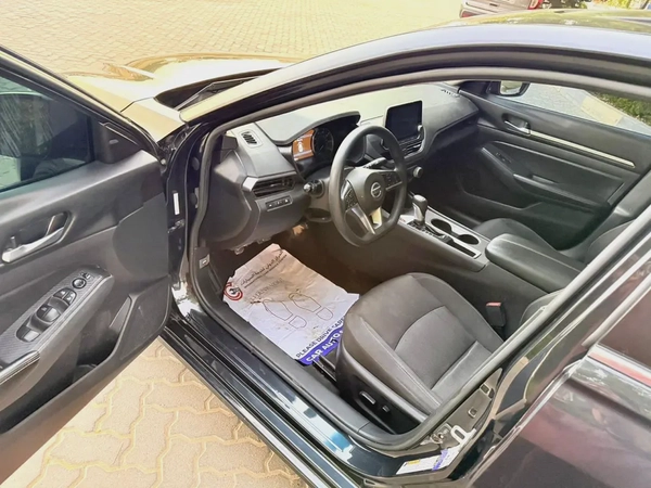 2022 Nissan Altima SV | American Specs | Well Maintained
