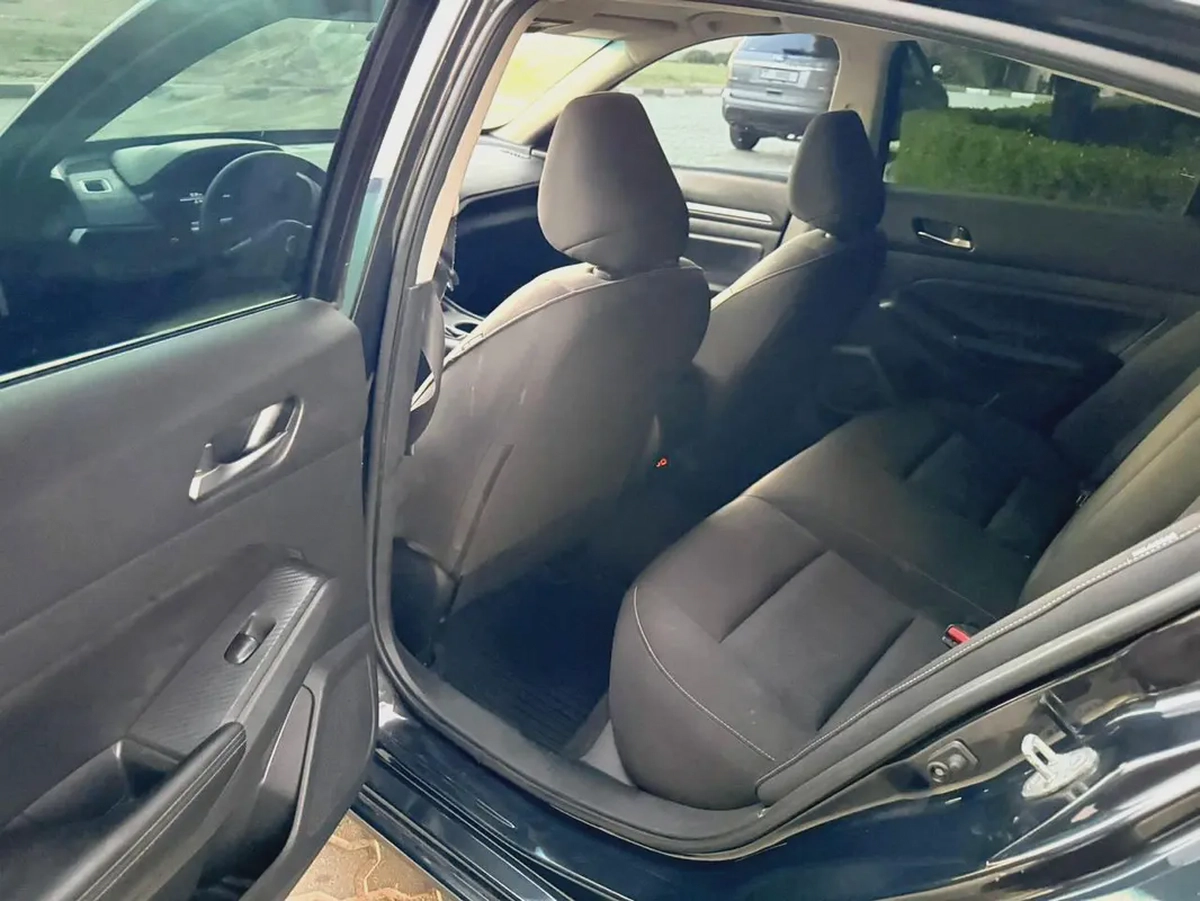 2022 Nissan Altima SV | American Specs | Well Maintained-7-7