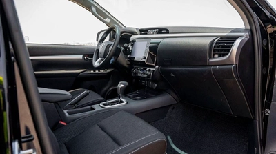 Toyota Hilux TOYOTA HILUX DC 2.4D AT 4X4 MY2025 – BLACK-14