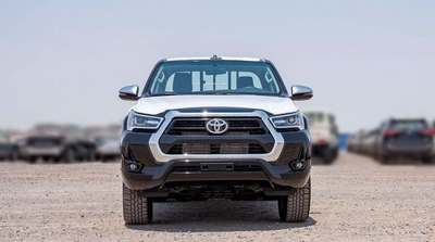 Toyota Hilux TOYOTA HILUX DC 2.4D AT 4X4 MY2025 – BLACK-1