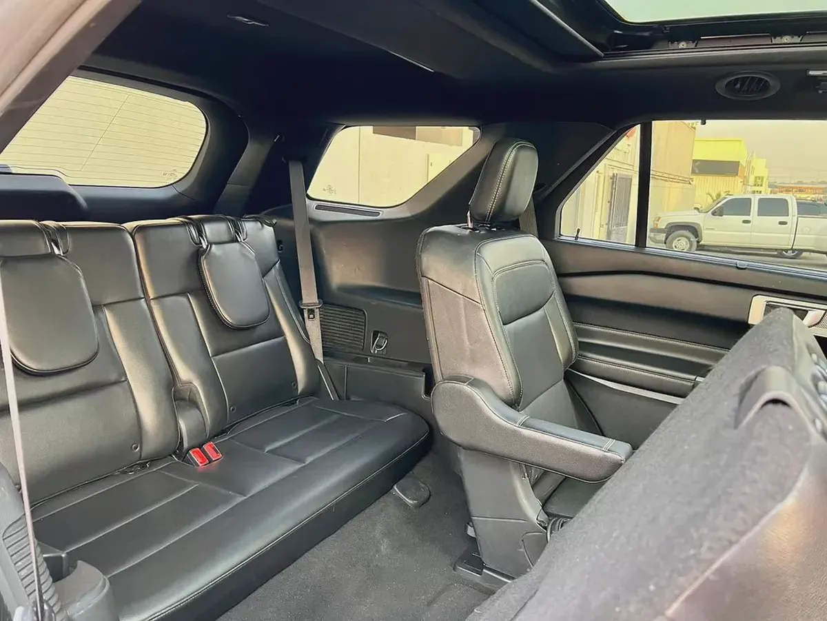 Ford Explorer Limited 2020 - American Specs - Excellent Condition-14-14